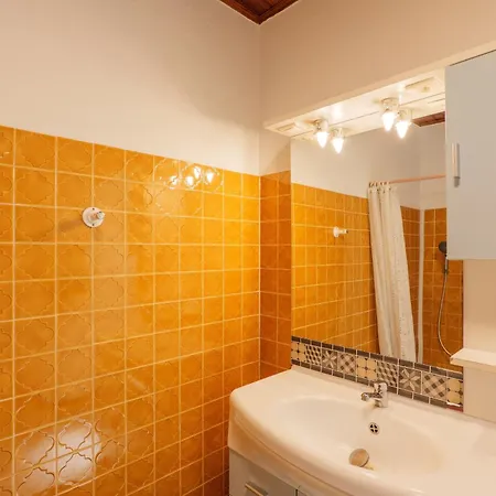 Oustaou - Village De Country house